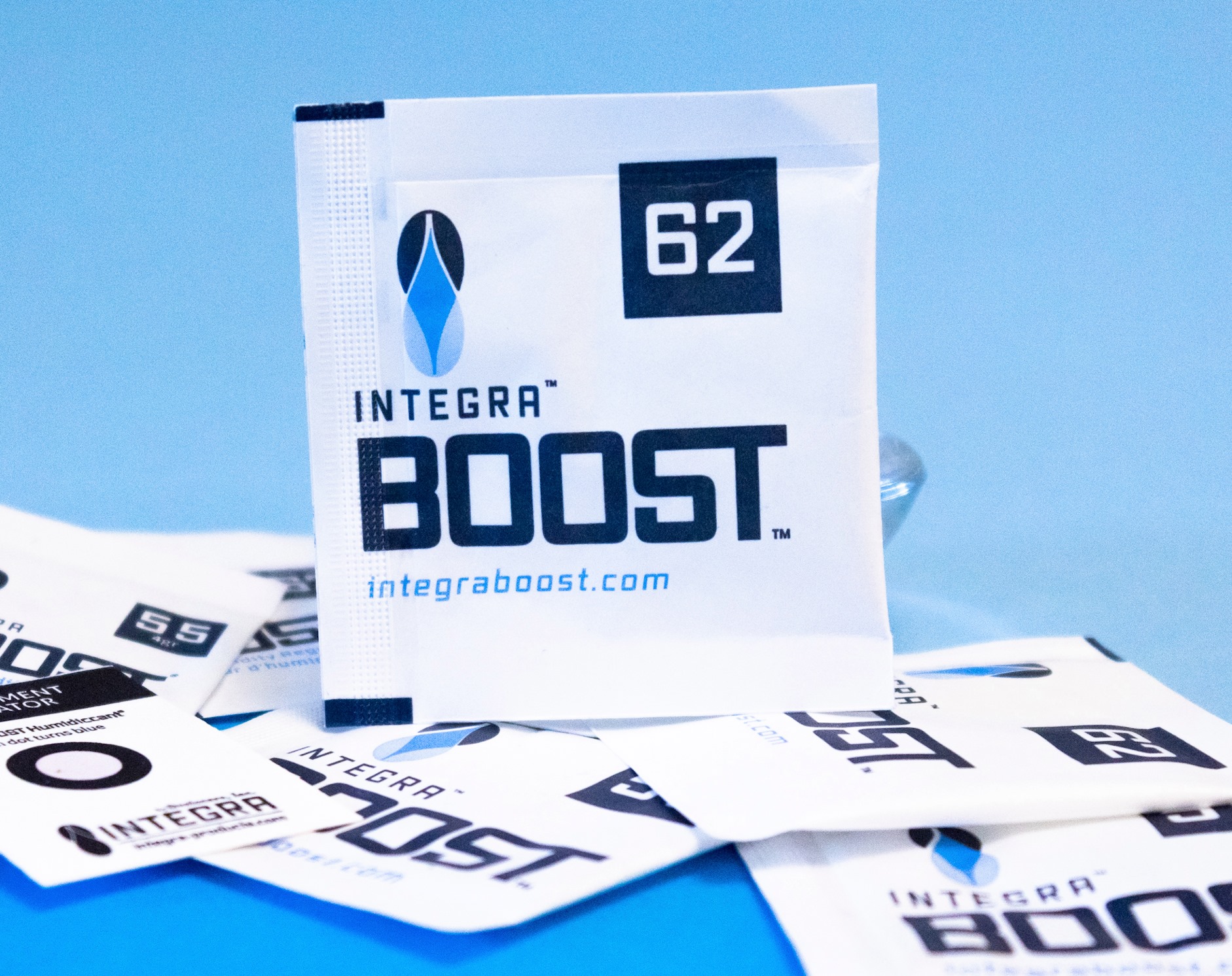 Desiccare 2 gram Integra BOOST® 62% RH 2-way humidity control packs